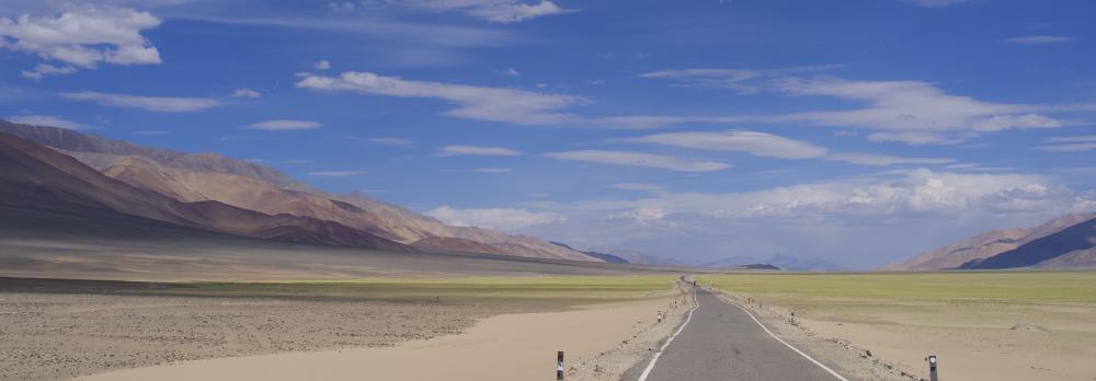 08_ladkhi_valleys.jpg